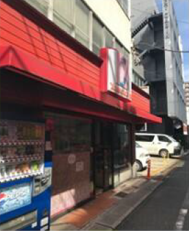 秋葉原駅徒歩4分　1階路面の為視認性◎！